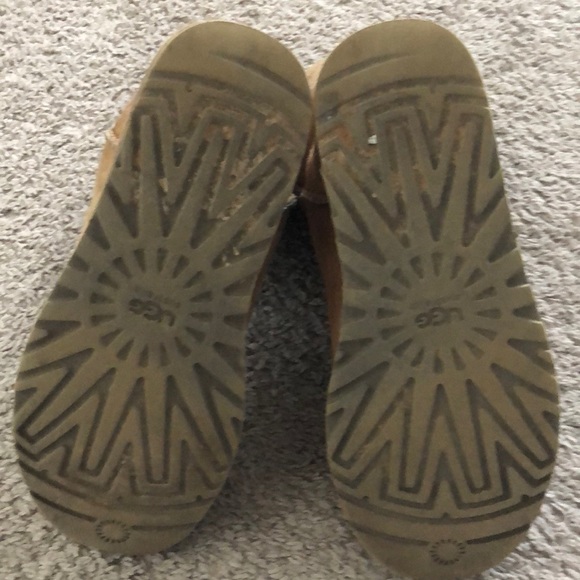 Classic Short Chestnut UGG Boots size 8 - Picture 4 of 6
